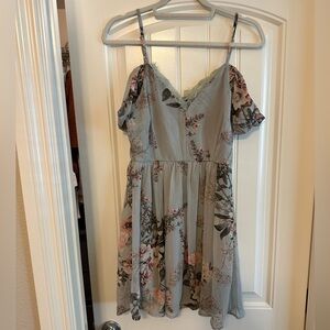 Lulu’s Verona Light Blue Floral Print Off-the-Shoulder Lace Dress, Small